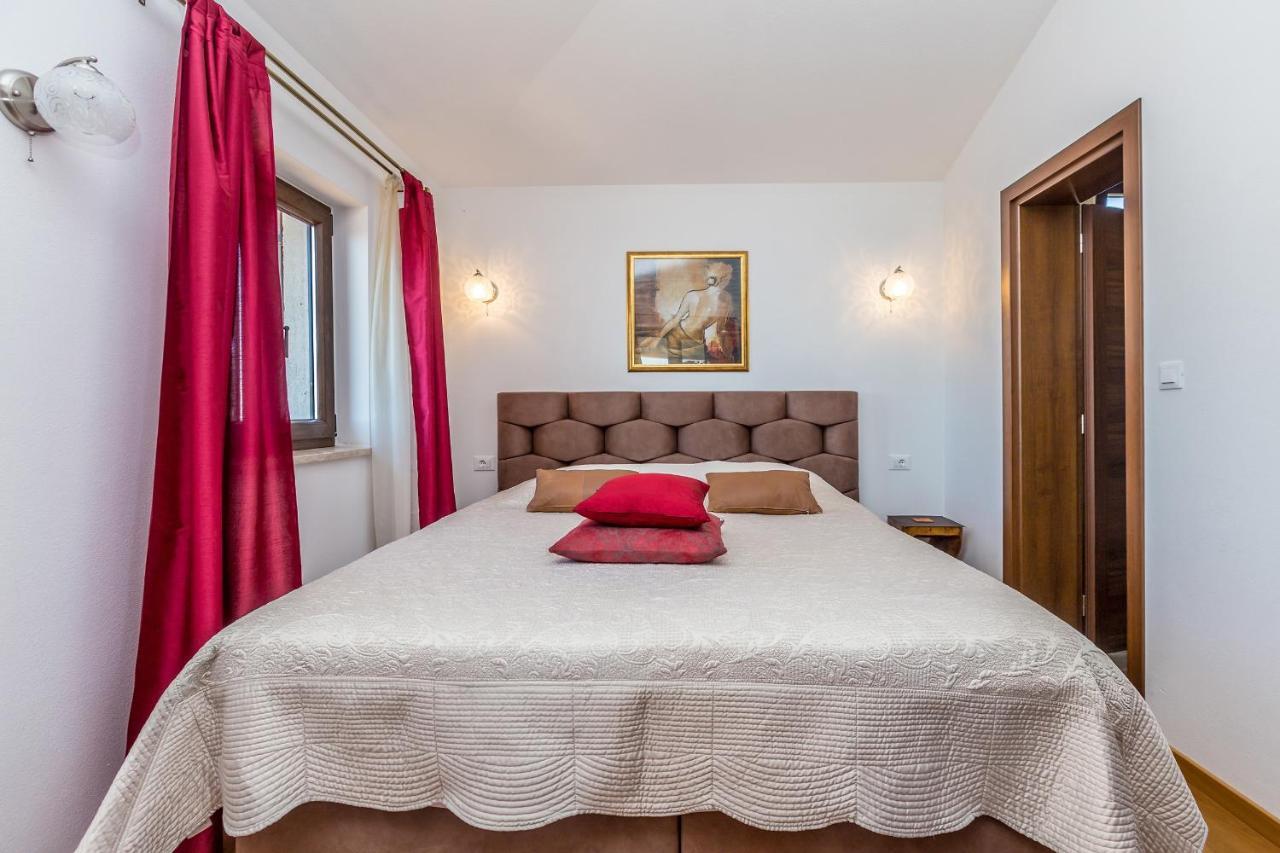Villa Lurda Linardici Krk Exterior foto